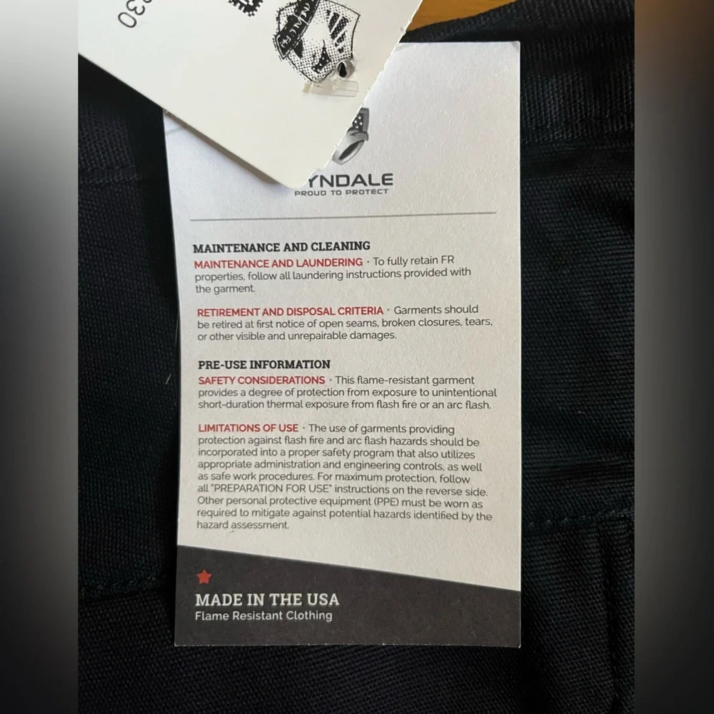 NWT Tyndale Fire resistant work pants in Navy color, size 38x30